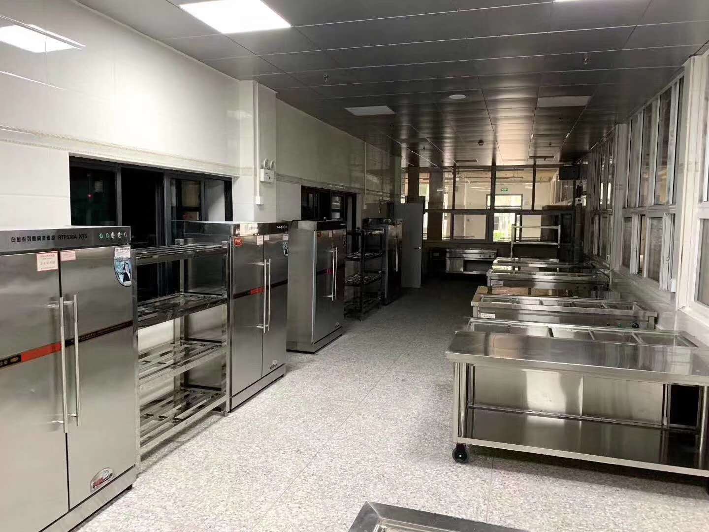 餐厅蜜桃AV在线免费设备2